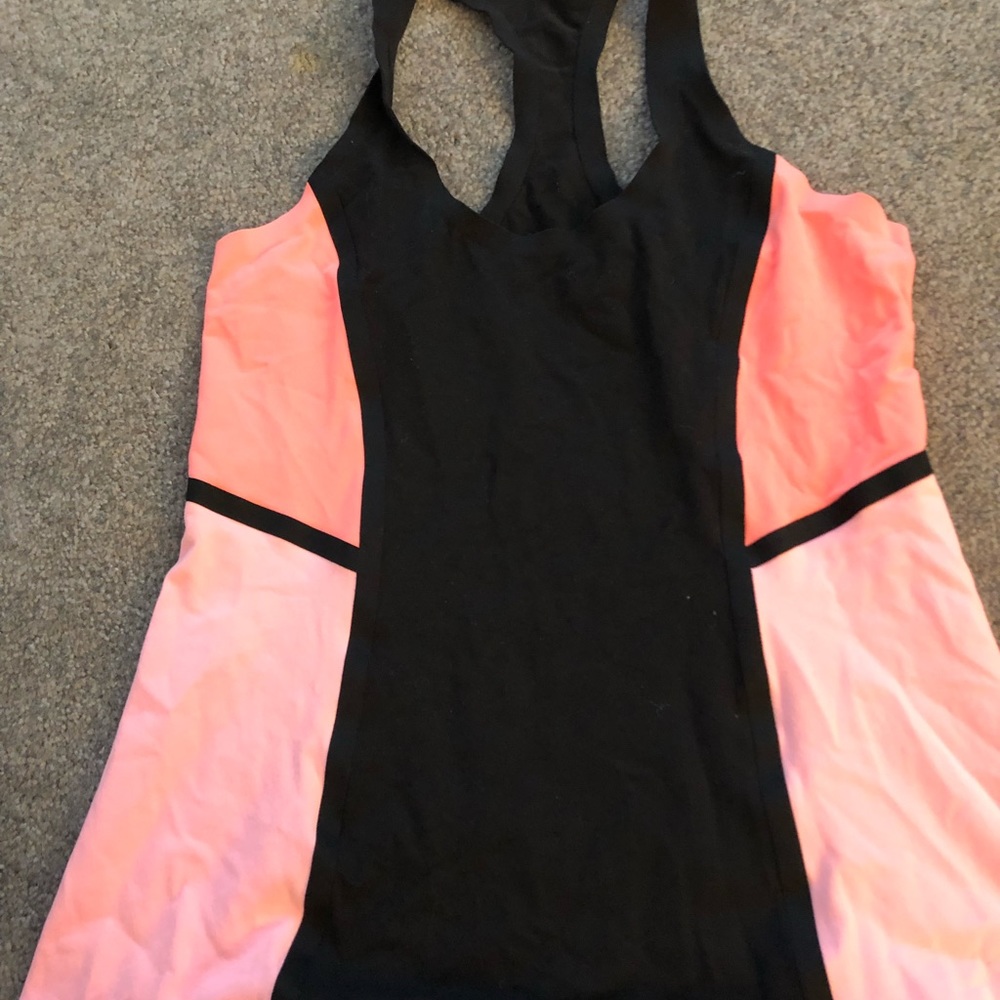 lululemon seamless cool racerback 8